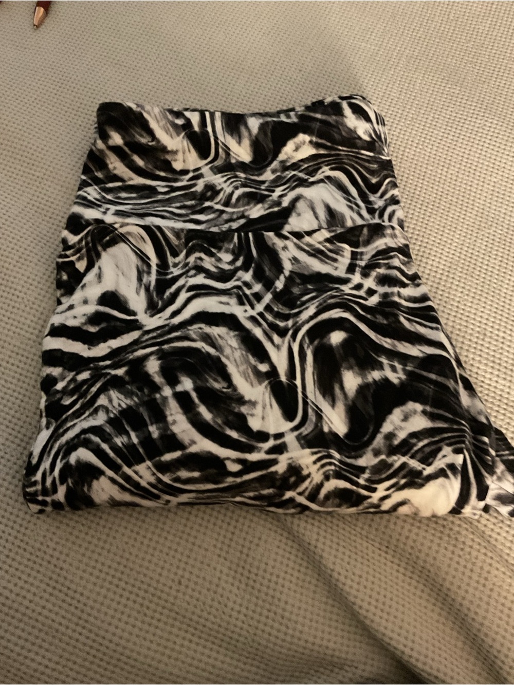 Black & White Marble Print Stretch Pants